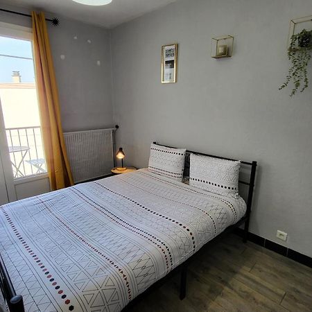 Les Tourterelles D'Avignon Apartment ภายนอก รูปภาพ