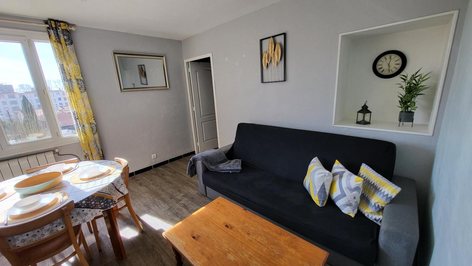 Les Tourterelles D'Avignon Apartment ภายนอก รูปภาพ
