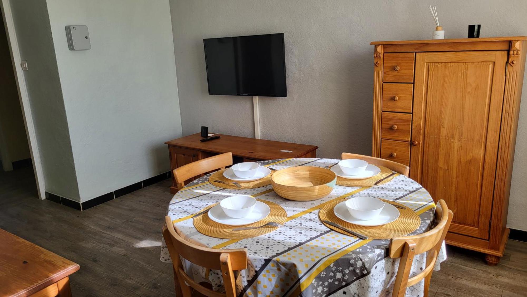 Les Tourterelles D'Avignon Apartment ภายนอก รูปภาพ